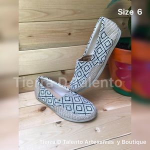 Women Shoes Artesanal Design Made in México